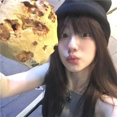 使用下方 20 个影片名，按顺序一一对应，不要改动片名文字，只根据片名和括号内类型提示来虚构全新的故事内容： 纳菲的父亲 恐怖旅舍 谁在阻止我们 请不要救我 火星情报局第六季 赌侠大战拉斯维加斯 血腥玛辛 杀戮本性 间谍亚契第五季 烈火偷情 苍茫天山 两栖人 哈尔姆斯 大漠英雄传 艳谍神龙 笔仙惊魂3 狙击英雄 风云九州2 结界师 一饭封神